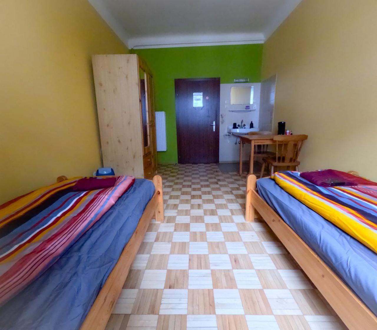 فيينا Cozy Rooms - U3 Hutteldorferstrasse المظهر الخارجي الصورة