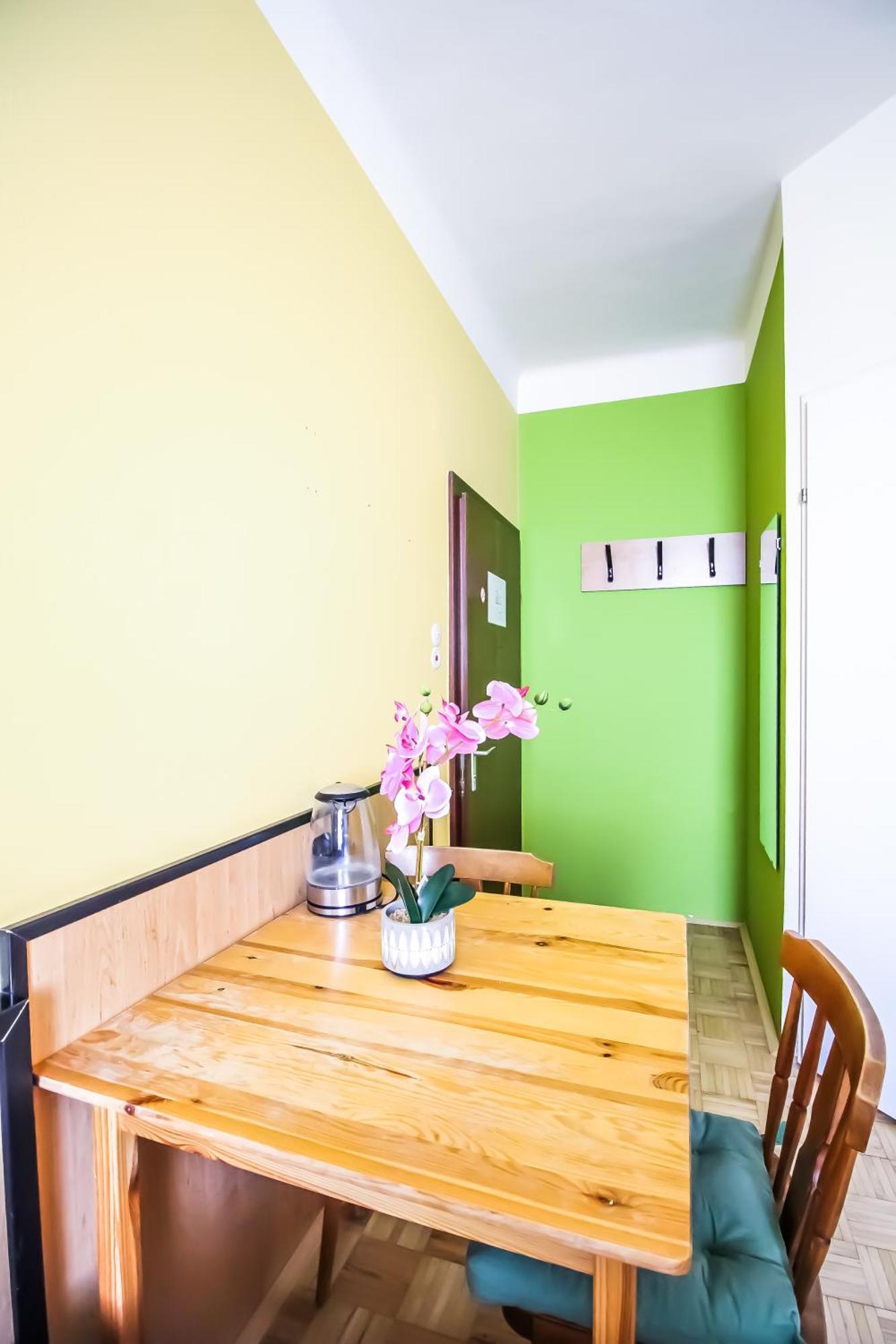 فيينا Cozy Rooms - U3 Hutteldorferstrasse المظهر الخارجي الصورة